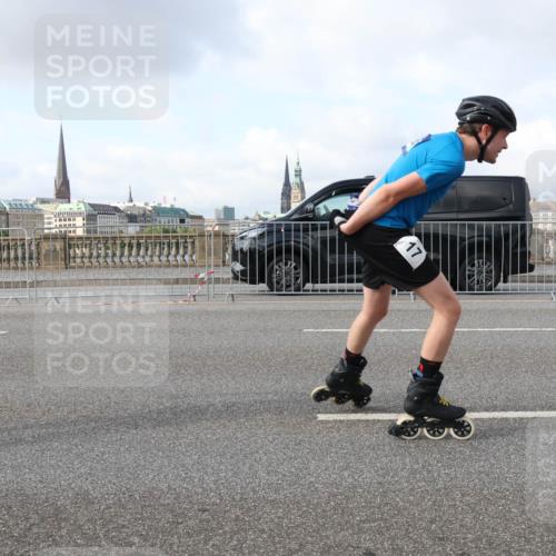 29.06.2025 - hella hamburg halbmarathon Lena Gebhardt http://msf.ph/oto/8413230 29.06.2025 08:55:44 Lombardsbrücke 17 meine-sportfotos.de