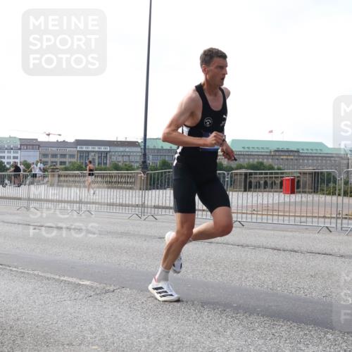 29.06.2025 - hella hamburg halbmarathon Lena Gebhardt http://msf.ph/oto/8413235 29.06.2025 09:39:50 Lombardsbrücke 51, 53, 2144, 2659, 3720, 4524, 6380, 6699, 11342, 11678, 13016, 14717, 14932, 14933, 15166, 16120, 16548, 17402, 18694, 18848, 19072, 19108 meine-sportfotos.de