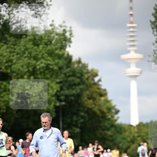 29.06.2025 - hella hamburg halbmarathon Dr. Thomas Lammeyer http://msf.ph/oto/8413243 29.06.2025 10:43:50 Kennedybrücke 1232, 2498, 2893, 3353, 3727, 4523, 4659, 4855, 6321, 6342, 6343, 6611, 6698, 7053, 7125, 7263, 7501, 7684, 8243, 8367, 8457, 8783, 9393, 9455, 9708, 10001, 10315, 10516, 10554, 10714, 10888, 10901, 11381, 11382 meine-sportfotos.de