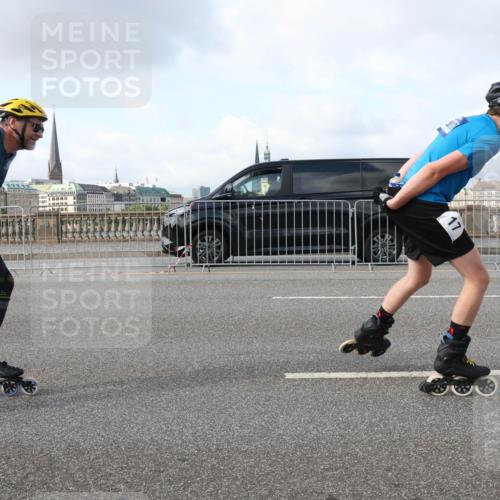 29.06.2025 - hella hamburg halbmarathon Lena Gebhardt http://msf.ph/oto/8413265 29.06.2025 08:55:44 Lombardsbrücke 284, 900, 17 meine-sportfotos.de
