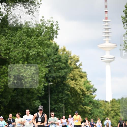 29.06.2025 - hella hamburg halbmarathon Dr. Thomas Lammeyer http://msf.ph/oto/8413485 29.06.2025 10:43:59 Kennedybrücke 1232, 1760, 2313, 2893, 2976, 3046, 3353, 3727, 4523, 4659, 4855, 6321, 6427, 6698, 6739, 7045, 7053, 7125, 7501, 8243, 8367, 8457, 9455, 9698, 9708, 9777, 10001, 10441, 10512, 10516, 10714, 10888, 10901, 11175 meine-sportfotos.de