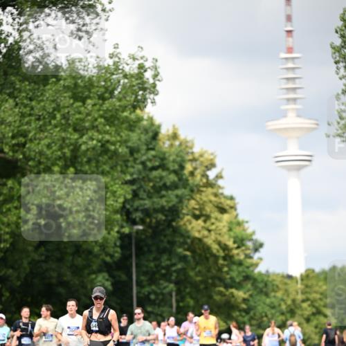 29.06.2025 - hella hamburg halbmarathon Dr. Thomas Lammeyer http://msf.ph/oto/8413491 29.06.2025 10:43:59 Kennedybrücke 1232, 1760, 2313, 2893, 2976, 3046, 3353, 3727, 4523, 4659, 4855, 6321, 6427, 6698, 6739, 7045, 7053, 7125, 7501, 8243, 8367, 8457, 9455, 9698, 9708, 9777, 10001, 10441, 10512, 10516, 10714, 10888, 10901, 11175 meine-sportfotos.de