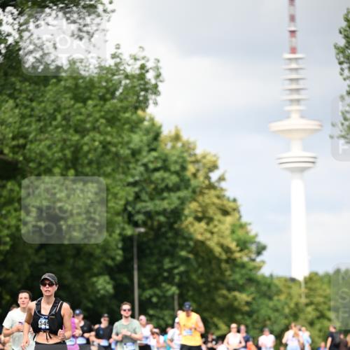29.06.2025 - hella hamburg halbmarathon Dr. Thomas Lammeyer http://msf.ph/oto/8413536 29.06.2025 10:44:01 Kennedybrücke 1232, 1760, 2313, 2976, 3046, 3353, 3727, 3882, 4173, 4523, 4659, 4752, 4855, 6321, 6427, 6698, 6739, 7045, 7053, 7125, 7501, 7524, 8457, 9455, 9698, 9708, 9777, 10001, 10441, 10512, 10516, 10714, 10888, 10901, 11175 meine-sportfotos.de