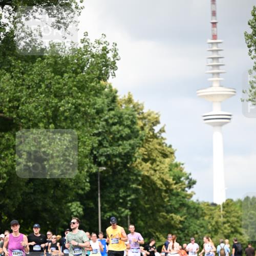 29.06.2025 - hella hamburg halbmarathon Dr. Thomas Lammeyer http://msf.ph/oto/8413549 29.06.2025 10:44:03 Kennedybrücke 1232, 1760, 2313, 2976, 3046, 3353, 3727, 3882, 4173, 4523, 4659, 4752, 4855, 6321, 6427, 6698, 6739, 7045, 7053, 7125, 7501, 7524, 8457, 8612, 8865, 8866, 9455, 9698, 9708, 9777, 10441, 10512, 10516, 10626, 10714, 10818, 10888, 10901, 11175 meine-sportfotos.de