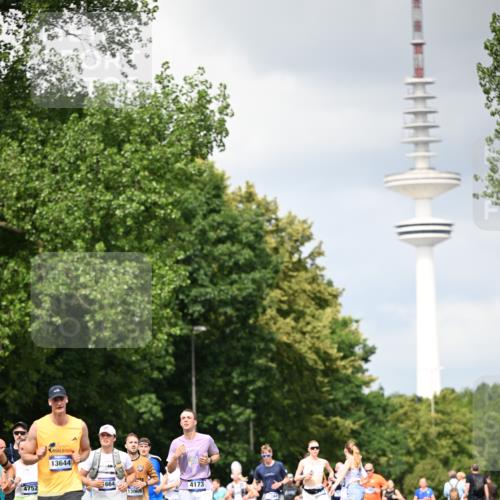 29.06.2025 - hella hamburg halbmarathon Dr. Thomas Lammeyer http://msf.ph/oto/8413743 29.06.2025 10:44:08 Kennedybrücke 1760, 2313, 2976, 3046, 3237, 3353, 3515, 3727, 3882, 3883, 3884, 4173, 4523, 4659, 4752, 4855, 6321, 6427, 6698, 6739, 7045, 7125, 7455, 7456, 7501, 7524, 8612, 8865, 8866, 9455, 9698, 9747, 9777, 10441, 10512, 10626, 10714, 10818, 10888, 10901, 11175, 11242 meine-sportfotos.de