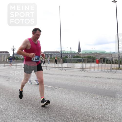 29.06.2025 - hella hamburg halbmarathon Lena Gebhardt http://msf.ph/oto/8414051 29.06.2025 10:25:59 Lombardsbrücke 1010, 1481, 1093, 1305, 1479, 1481, 3343, 3617, 3765, 4378, 4797, 5028, 5497, 6159, 6663, 8276, 8306, 8674, 8881, 9811, 10104, 10219, 10845, 11107, 11139, 11596, 11699, 11828, 11859, 12074, 12505, 12826, 12827, 12838, 12945, 12946, 13653, 14063, 14179, 14223, 14356, 14726, 14936, 15283, 16289, 16354, 16381, 16927, 17369, 19144 meine-sportfotos.de