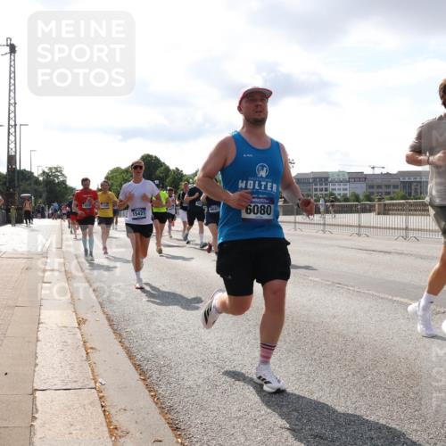29.06.2025 - hella hamburg halbmarathon Lena Gebhardt http://msf.ph/oto/8414305 29.06.2025 09:50:43 Lombardsbrücke 11284, 15421, 6687, 6080, 15623, 1209, 1358, 1441, 1677, 1688, 1697, 1700, 1882, 2546, 2568, 2675, 2719, 2826, 3056, 3626, 3947, 4205, 4229, 4380, 4398, 4823, 4893, 5026, 5436, 5472, 5506, 5508, 5745, 5752, 5791, 5803, 5916, 6080, 6429, 6458, 6529, 6639, 6649, 6686, 6687, 7026, 7110, 7635, 8091, 8450, 8574, 8958, 9017, 9116, 9365, 9380, 10064, 10218, 10783, 10922, 11281, 11284, 11305, 11379, 11767, 12292, 13725 meine-sportfotos.de