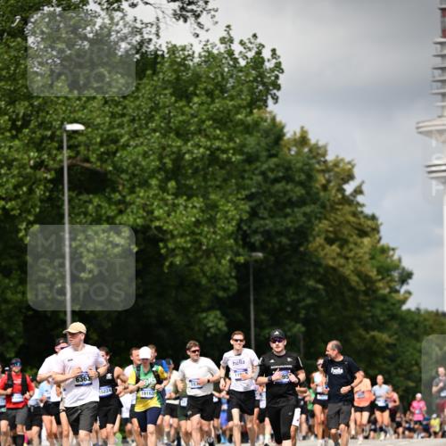 29.06.2025 - hella hamburg halbmarathon Dr. Thomas Lammeyer http://msf.ph/oto/8414546 29.06.2025 10:44:48 Kennedybrücke 1037, 1291, 1586, 1899, 2042, 2109, 2254, 2299, 2515, 2572, 3293, 3432, 3607, 3810, 4271, 4612, 5059, 5351, 5654, 5702, 5901, 5975, 6229, 6363, 6673, 6920, 7108, 7174, 8739, 8815, 8984, 9187, 9195, 9468, 9495, 9946, 9977, 10166, 10474, 10806, 10833, 11244 meine-sportfotos.de