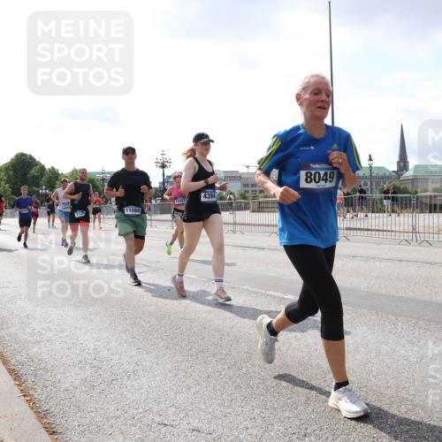 29.06.2025 - hella hamburg halbmarathon Lena Gebhardt http://msf.ph/oto/8414606 29.06.2025 10:04:58 Lombardsbrücke 13327, 1126, 11088, 4394, 8049, 1126, 1213, 1316, 1347, 1559, 2011, 2424, 2463, 2628, 2698, 2852, 3071, 3413, 3994, 4146, 4220, 4293, 4394, 4538, 4951, 5869, 6311, 6907, 6908, 7302, 7826, 8049, 8089, 8999, 9007, 9019, 10100, 10709, 10834, 11088, 11551, 11595, 12125, 12924, 13242, 13327, 13533, 13625, 13717, 14203, 15532, 16128, 16134, 16145, 16357, 16579, 16995, 17112, 17434, 17707, 17814, 17818, 18189 meine-sportfotos.de