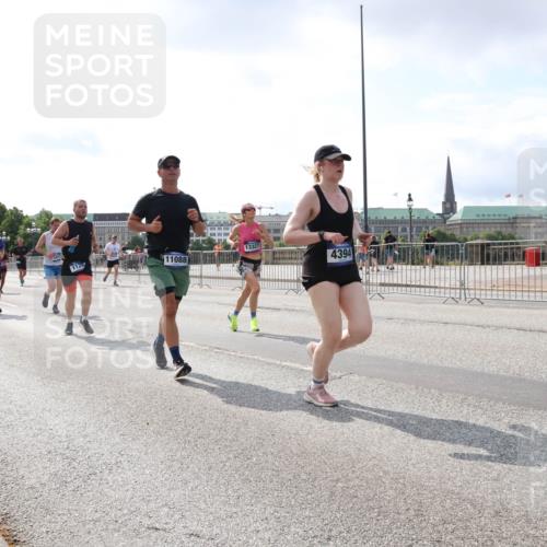 29.06.2025 - hella hamburg halbmarathon Lena Gebhardt http://msf.ph/oto/8414665 29.06.2025 10:04:58 Lombardsbrücke 17112, 13327, 1126, 11088, 4394, 1126, 1213, 1316, 1347, 1559, 2011, 2424, 2463, 2628, 2698, 2852, 3071, 3413, 3994, 4146, 4220, 4293, 4394, 4538, 4951, 5869, 6311, 6907, 6908, 7302, 7826, 8049, 8089, 8999, 9007, 9019, 10100, 10709, 10834, 11088, 11551, 11595, 12125, 12924, 13242, 13327, 13533, 13625, 13717, 14203, 15532, 16128, 16134, 16145, 16357, 16579, 16995, 17112, 17434, 17707, 17814, 17818, 18189 meine-sportfotos.de