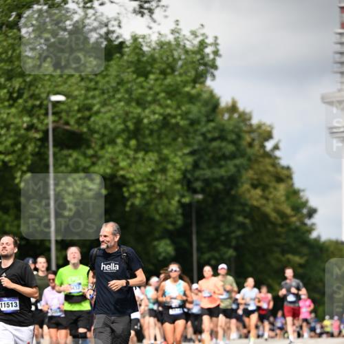 29.06.2025 - hella hamburg halbmarathon Dr. Thomas Lammeyer http://msf.ph/oto/8414716 29.06.2025 10:44:54 Kennedybrücke 1018, 1037, 1291, 1899, 2042, 2109, 2254, 2299, 2515, 2572, 3293, 3306, 3432, 3607, 3810, 4271, 4612, 5059, 5351, 5702, 5753, 5975, 6076, 6163, 6229, 6363, 6673, 6920, 7108, 8378, 8739, 8815, 8984, 9187, 9195, 9237, 9468, 9946, 9977, 10166, 10474, 10920, 10940, 11053 meine-sportfotos.de