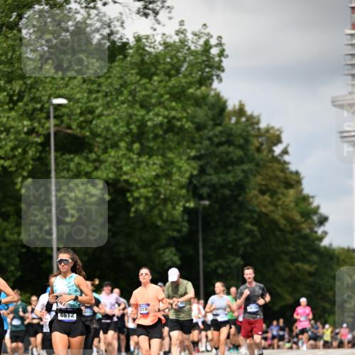 29.06.2025 - hella hamburg halbmarathon Dr. Thomas Lammeyer http://msf.ph/oto/8414810 29.06.2025 10:44:57 Kennedybrücke 1018, 1037, 1323, 2042, 2109, 2254, 2299, 3293, 3306, 3432, 3607, 3810, 4271, 4612, 5059, 5351, 5702, 5753, 5975, 6076, 6098, 6163, 6229, 6363, 6806, 7108, 7956, 8378, 8739, 8815, 8984, 9187, 9195, 9237, 9468, 9946, 9977, 10166, 10474, 10920, 10940, 11053 meine-sportfotos.de