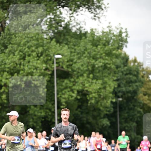 29.06.2025 - hella hamburg halbmarathon Dr. Thomas Lammeyer http://msf.ph/oto/8414915 29.06.2025 10:45:03 Kennedybrücke 1018, 1037, 1075, 1323, 2042, 2254, 2299, 3293, 3306, 3432, 3810, 4612, 4906, 5059, 5351, 5753, 6076, 6098, 6163, 6229, 6363, 6806, 7108, 7956, 8378, 8429, 8430, 8739, 8815, 9195, 9237, 9946, 9962, 10166, 10474, 10920, 10940, 11053, 11176 meine-sportfotos.de