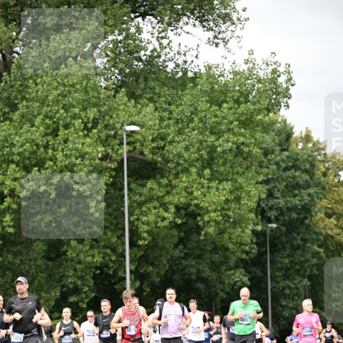 29.06.2025 - hella hamburg halbmarathon Dr. Thomas Lammeyer http://msf.ph/oto/8415027 29.06.2025 10:45:06 Kennedybrücke 1018, 1037, 1075, 1323, 2042, 2299, 3293, 3306, 3432, 3810, 4612, 4906, 5059, 5351, 5753, 6076, 6098, 6163, 6229, 6363, 6806, 7108, 7585, 7956, 8378, 8429, 8430, 8739, 9195, 9237, 9946, 9962, 10166, 10474, 10920, 10940, 11053, 11176 meine-sportfotos.de