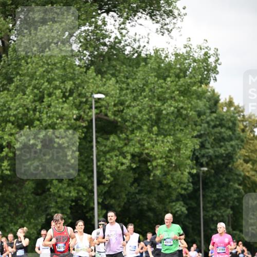 29.06.2025 - hella hamburg halbmarathon Dr. Thomas Lammeyer http://msf.ph/oto/8415058 29.06.2025 10:45:08 Kennedybrücke 1018, 1037, 1075, 1323, 2042, 2299, 3293, 3306, 3432, 3810, 4612, 4906, 5059, 5351, 5753, 6076, 6098, 6163, 6229, 6806, 7108, 7585, 7956, 8378, 8429, 8430, 8739, 9195, 9237, 9946, 9962, 10166, 10474, 10920, 10940, 11053, 11176 meine-sportfotos.de