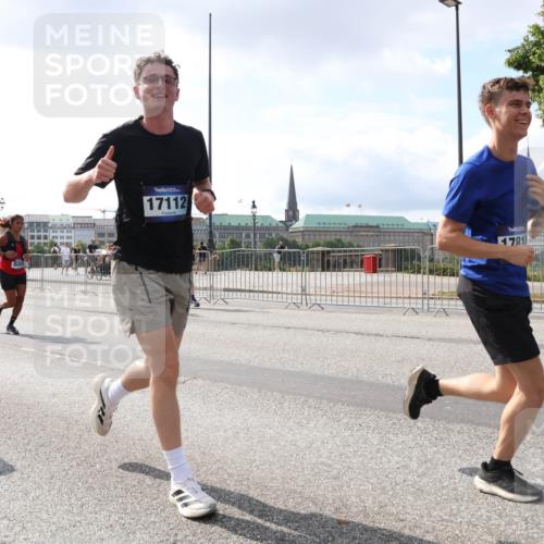 29.06.2025 - hella hamburg halbmarathon Lena Gebhardt http://msf.ph/oto/8415211 29.06.2025 10:05:03 Lombardsbrücke 8089, 17112, 1781, 1126, 1316, 1347, 1559, 1863, 2424, 2463, 2628, 2698, 3071, 3413, 3578, 4146, 4220, 4293, 4394, 4538, 4951, 5869, 6059, 6311, 6907, 6908, 7302, 7826, 8049, 8089, 8999, 9007, 9019, 9075, 9165, 9559, 10100, 10709, 10834, 11088, 11551, 11595, 12125, 12924, 13221, 13242, 13327, 13533, 13717, 14203, 15532, 16134, 16357, 16478, 16579, 16847, 16995, 17112, 17434, 17707, 17814, 17818, 18189, 18616, 18617, 19034 meine-sportfotos.de