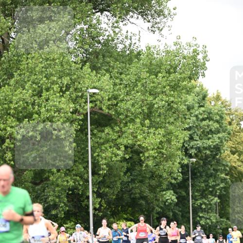 29.06.2025 - hella hamburg halbmarathon Dr. Thomas Lammeyer http://msf.ph/oto/8415255 29.06.2025 10:45:15 Kennedybrücke 1018, 1075, 1323, 2042, 2299, 3293, 3306, 4044, 4906, 5059, 5753, 6076, 6098, 6163, 6806, 7108, 7293, 7585, 7829, 7956, 8378, 8429, 8430, 8878, 9237, 9946, 9962, 10269, 10920, 10940, 11053, 11176 meine-sportfotos.de