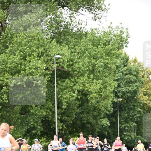 29.06.2025 - hella hamburg halbmarathon Dr. Thomas Lammeyer http://msf.ph/oto/8415309 29.06.2025 10:45:17 Kennedybrücke 1018, 1075, 1323, 2042, 3293, 3306, 4044, 4906, 5753, 6076, 6088, 6098, 6163, 6806, 7108, 7293, 7585, 7829, 7956, 8378, 8429, 8430, 8878, 9237, 9962, 10269, 10644, 10920, 10940, 11053, 11176 meine-sportfotos.de