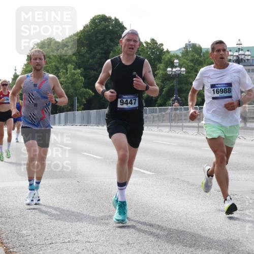 29.06.2025 - hella hamburg halbmarathon Lena Gebhardt http://msf.ph/oto/8415525 29.06.2025 09:40:18 Lombardsbrücke 06, 9447, 16988, 34, 35, 52, 53, 54, 2144, 2659, 3720, 6380, 6530, 9151, 9255, 9447, 10650, 11678, 12678, 14302, 14717, 14933, 15495, 16068, 16120, 16245, 16988, 19075 meine-sportfotos.de