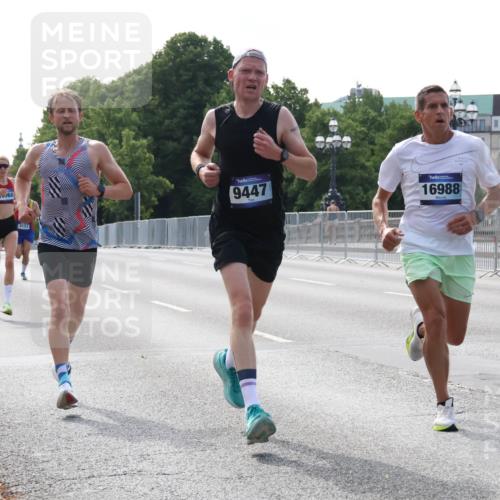29.06.2025 - hella hamburg halbmarathon Lena Gebhardt http://msf.ph/oto/8415543 29.06.2025 09:40:18 Lombardsbrücke 68, 9151, 9447, 16988, 34, 35, 52, 53, 54, 2144, 2659, 3720, 6380, 6530, 9151, 9255, 9447, 10650, 11678, 12678, 14302, 14717, 14933, 15495, 16068, 16120, 16245, 16988, 19075 meine-sportfotos.de