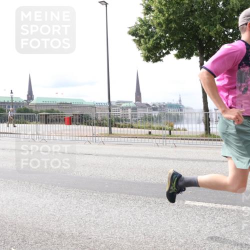 29.06.2025 - hella hamburg halbmarathon Lena Gebhardt http://msf.ph/oto/8415920 29.06.2025 10:26:25 Lombardsbrücke 85, 1300, 2643, 3617, 4267, 4268, 4315, 4844, 6159, 6905, 7929, 8079, 8276, 8306, 8357, 8674, 8942, 9186, 11107, 11139, 11270, 11859, 12126, 12826, 12827, 12945, 12946, 13264, 14063, 14179, 14356, 14726, 14930, 15807, 16788, 17300, 17675, 17712, 18074, 18087, 19144 meine-sportfotos.de