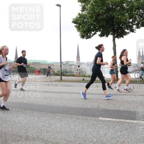 29.06.2025 - hella hamburg halbmarathon Lena Gebhardt http://msf.ph/oto/8416029 29.06.2025 10:51:41 Lombardsbrücke 474, 736, 277, 6954, 1617, 1997, 2202, 2308, 2380, 2484, 2485, 2593, 2736, 2778, 3240, 3991, 4652, 4748, 4808, 4878, 5291, 5357, 5394, 5534, 5716, 5717, 6007, 6091, 6604, 6885, 6945, 6947, 6954, 6961, 7682, 7769, 7841, 7871, 7992, 8040, 8125, 8399, 8672, 9166, 9220, 9340, 9462, 9582, 9583, 9590, 9594, 9673, 9763, 10496, 10521, 10533, 10693, 10830, 11034, 11101, 11268, 11575, 11875, 12065 meine-sportfotos.de