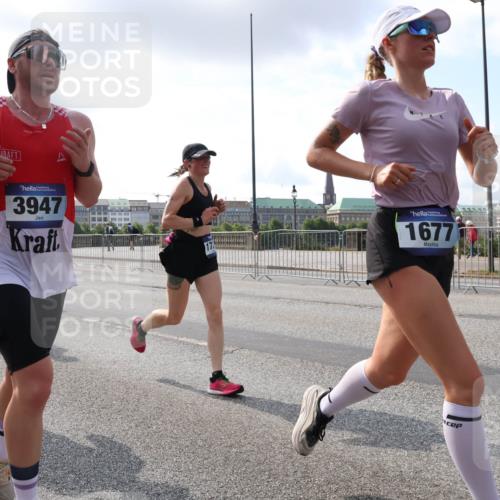 29.06.2025 - hella hamburg halbmarathon Lena Gebhardt http://msf.ph/oto/8416315 29.06.2025 09:51:00 Lombardsbrücke 13268, 18055, 3947, 1677, 1209, 1256, 1358, 1441, 1677, 1697, 1700, 1962, 2546, 2579, 3056, 3626, 3700, 3947, 4205, 4229, 4380, 4854, 4888, 4889, 4893, 5026, 5087, 5275, 5387, 5472, 5506, 5508, 5752, 5916, 6080, 6429, 6593, 6639, 6686, 6687, 6721, 6901, 7026, 7110, 7116, 7284, 7635, 7693, 8091, 8122, 8319, 8574, 8958, 8966, 9262, 9313, 9371, 9380, 9755, 9833, 10064, 10193, 10415, 10469, 10783, 10922, 11281, 11284, 11305, 11907, 12153 meine-sportfotos.de