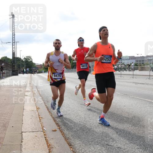 29.06.2025 - hella hamburg halbmarathon Lena Gebhardt http://msf.ph/oto/8416335 29.06.2025 09:40:32 Lombardsbrücke 9475, 68, 16, 5253, 34, 35, 52, 54, 2659, 5253, 6530, 6816, 9151, 9255, 9447, 9475, 10650, 11210, 11829, 12373, 12678, 14302, 14717, 15495, 16068, 16245, 16988, 18930, 19075 meine-sportfotos.de