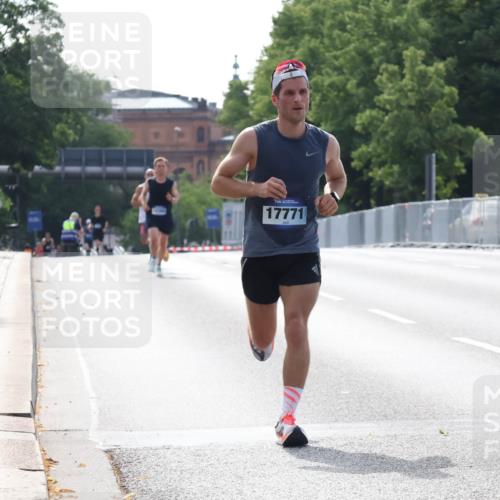 29.06.2025 - hella hamburg halbmarathon Lena Gebhardt http://msf.ph/oto/8416582 29.06.2025 09:40:38 Lombardsbrücke 17771, 34, 35, 52, 54, 5253, 6530, 6816, 9151, 9255, 9447, 9475, 10650, 11210, 11829, 12373, 12678, 14302, 15495, 16068, 16245, 16988, 17771, 18930, 19075 meine-sportfotos.de