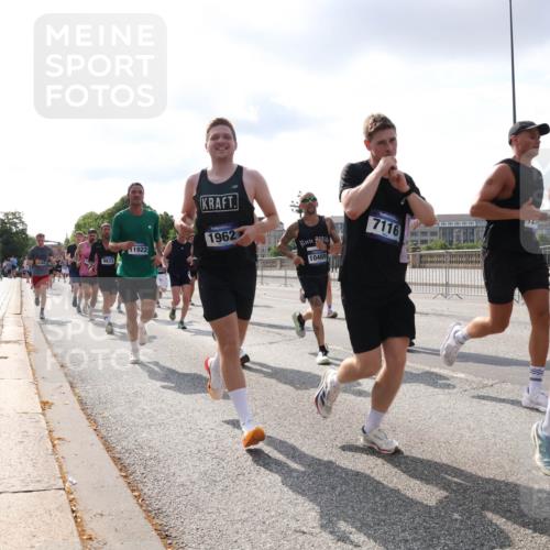 29.06.2025 - hella hamburg halbmarathon Lena Gebhardt http://msf.ph/oto/8416713 29.06.2025 09:51:03 Lombardsbrücke 9833, 1922, 1962, 10469, 7116, 812, 1209, 1256, 1441, 1677, 1941, 1962, 2546, 2579, 3056, 3626, 3700, 3947, 4205, 4854, 4888, 4889, 4893, 5026, 5087, 5275, 5387, 5472, 5506, 5508, 5752, 5916, 6080, 6429, 6593, 6639, 6686, 6687, 6721, 6901, 7026, 7110, 7116, 7284, 7378, 7635, 7693, 7962, 8091, 8122, 8319, 8574, 8958, 8966, 9262, 9313, 9371, 9380, 9755, 9833, 9885, 10064, 10193, 10415, 10469, 10783, 10922, 11281, 11284, 11305, 11907, 12153, 14201 meine-sportfotos.de