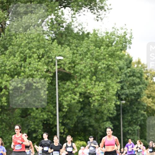 29.06.2025 - hella hamburg halbmarathon Dr. Thomas Lammeyer http://msf.ph/oto/8417819 29.06.2025 10:45:24 Kennedybrücke 1075, 1323, 1731, 4044, 4638, 4906, 5549, 6088, 6098, 6806, 7293, 7585, 7829, 7956, 8429, 8430, 8878, 9237, 9962, 10269, 10407, 10644, 11053, 11176 meine-sportfotos.de