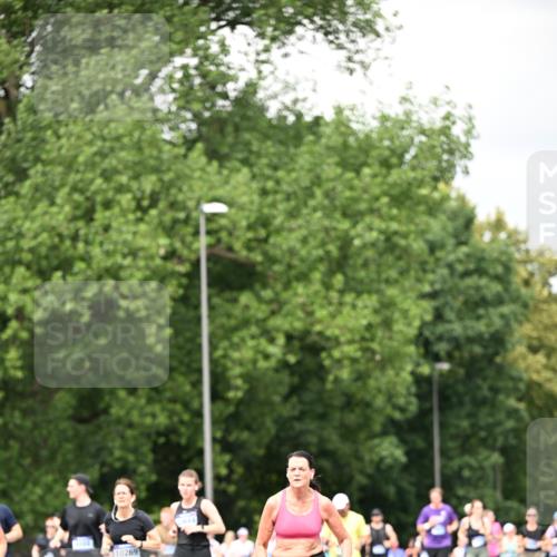 29.06.2025 - hella hamburg halbmarathon Dr. Thomas Lammeyer http://msf.ph/oto/8417867 29.06.2025 10:45:26 Kennedybrücke 1075, 1323, 1731, 4044, 4638, 4906, 5549, 6088, 7293, 7585, 7661, 7829, 8429, 8430, 8878, 9962, 10269, 10407, 10644, 11176 meine-sportfotos.de