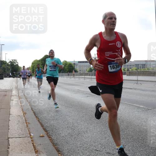 29.06.2025 - hella hamburg halbmarathon Lena Gebhardt http://msf.ph/oto/8418098 29.06.2025 09:41:33 Lombardsbrücke 10780, 1636, 2459, 4128, 4571, 7142, 7834, 7963, 9442, 10234, 10780, 11194, 11624, 12067, 12641, 13780, 14107, 16361, 16484, 17856, 17886 meine-sportfotos.de