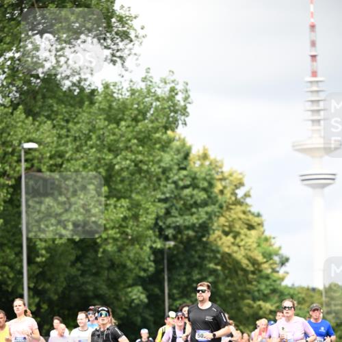 29.06.2025 - hella hamburg halbmarathon Dr. Thomas Lammeyer http://msf.ph/oto/8418638 29.06.2025 10:45:57 Kennedybrücke 1314, 1317, 1536, 2229, 2805, 3344, 3532, 3533, 3694, 4412, 4774, 5086, 5688, 5928, 6719, 6793, 6846, 6894, 7821, 8293, 8300, 8301, 8443, 8586, 8769, 9009, 9370, 10027, 10483, 11024, 11097, 11166, 11207, 11209, 11371, 11437, 11438 meine-sportfotos.de
