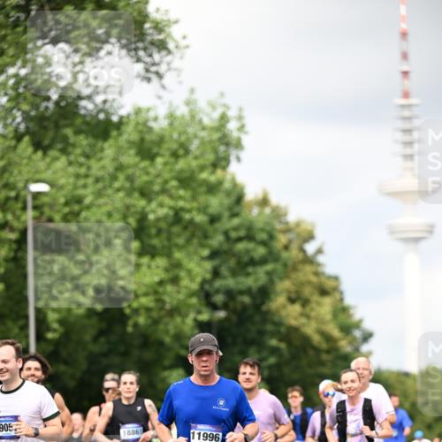 29.06.2025 - hella hamburg halbmarathon Dr. Thomas Lammeyer http://msf.ph/oto/8418820 29.06.2025 10:46:04 Kennedybrücke 1314, 1317, 1536, 2229, 2762, 2763, 3532, 3533, 3694, 4774, 5086, 5688, 5942, 6066, 6719, 6726, 6793, 6846, 6894, 7821, 8293, 8300, 8301, 8443, 8586, 9009, 9370, 10027, 10181, 10483, 11024, 11097, 11207, 11255, 11371, 11437, 11438 meine-sportfotos.de