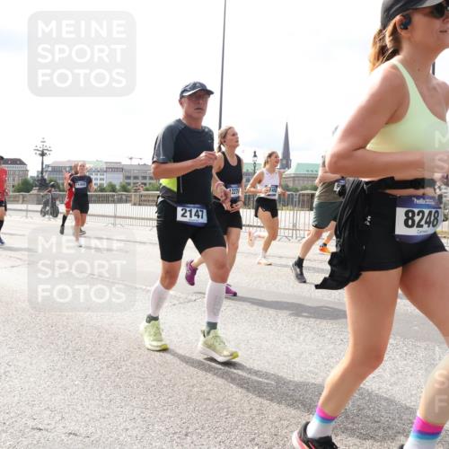 29.06.2025 - hella hamburg halbmarathon Lena Gebhardt http://msf.ph/oto/8418832 29.06.2025 10:18:09 Lombardsbrücke 2921, 7832, 11450, 11949, 2147, 12274, 7452, 8248, 1015, 1159, 1160, 1268, 1274, 1325, 1458, 1554, 1622, 1641, 1749, 1982, 2087, 2094, 2147, 2335, 2634, 2931, 3125, 3138, 3292, 3321, 3482, 3977, 4710, 4738, 4804, 5004, 5290, 5611, 5733, 5909, 6270, 7094, 7641, 7649, 7838, 7882, 7883, 8067, 8128, 8144, 8248, 8607, 8799, 9222, 9400, 9539, 9717, 9734, 9798, 9834, 9844, 9964, 10174, 10332, 10509, 10659, 10908, 12498, 13341 meine-sportfotos.de