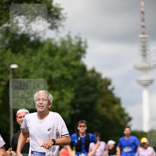 29.06.2025 - hella hamburg halbmarathon Dr. Thomas Lammeyer http://msf.ph/oto/8418944 29.06.2025 10:46:09 Kennedybrücke 1314, 1317, 1536, 2229, 2762, 2763, 3532, 3533, 3694, 4774, 5086, 5942, 6066, 6137, 6719, 6726, 6793, 6846, 6894, 7821, 7968, 8162, 8293, 8300, 8301, 8443, 8586, 9009, 9370, 9588, 10027, 10181, 10483, 11011, 11017, 11024, 11097, 11098, 11207, 11255, 11371, 11437, 11438 meine-sportfotos.de