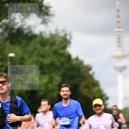 29.06.2025 - hella hamburg halbmarathon Dr. Thomas Lammeyer http://msf.ph/oto/8419053 29.06.2025 10:46:12 Kennedybrücke 1314, 1317, 1536, 1648, 2229, 2762, 2763, 3459, 3532, 3533, 3694, 5086, 5942, 6066, 6137, 6450, 6719, 6726, 6793, 6846, 6894, 7821, 7968, 8004, 8162, 8163, 8293, 8300, 8301, 8443, 8586, 9370, 9588, 10027, 10181, 10483, 10872, 11011, 11017, 11024, 11097, 11098, 11207, 11255, 11437, 11438 meine-sportfotos.de