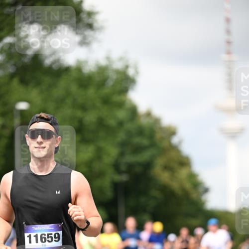 29.06.2025 - hella hamburg halbmarathon Dr. Thomas Lammeyer http://msf.ph/oto/8419275 29.06.2025 10:46:19 Kennedybrücke 1317, 1536, 1648, 2762, 2763, 3459, 3532, 3533, 4329, 4885, 5432, 5942, 6066, 6137, 6153, 6320, 6450, 6719, 6726, 6793, 6846, 6894, 7968, 8004, 8162, 8163, 8300, 8301, 8443, 8586, 8712, 9588, 10181, 10483, 10872, 11011, 11017, 11024, 11097, 11098, 11207, 11255, 11437, 11438 meine-sportfotos.de
