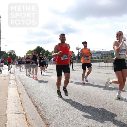 29.06.2025 - hella hamburg halbmarathon Lena Gebhardt http://msf.ph/oto/8419553 29.06.2025 09:51:28 Lombardsbrücke 4999, 4759, 15383, 1136, 1256, 1520, 1570, 1677, 1903, 1912, 1920, 1941, 1962, 2579, 2880, 2972, 3523, 3700, 4297, 4634, 4759, 4843, 4854, 4865, 4888, 4889, 4991, 4999, 5087, 5275, 5375, 5387, 5410, 6490, 6593, 6721, 6901, 7105, 7116, 7284, 7363, 7378, 7635, 7693, 7962, 8122, 8319, 8871, 8966, 9114, 9262, 9313, 9364, 9371, 9380, 9755, 9833, 9885, 10193, 10375, 10415, 10469, 10480, 10669, 10934, 11049, 11417, 11907, 11959, 12153, 12711, 14201 meine-sportfotos.de