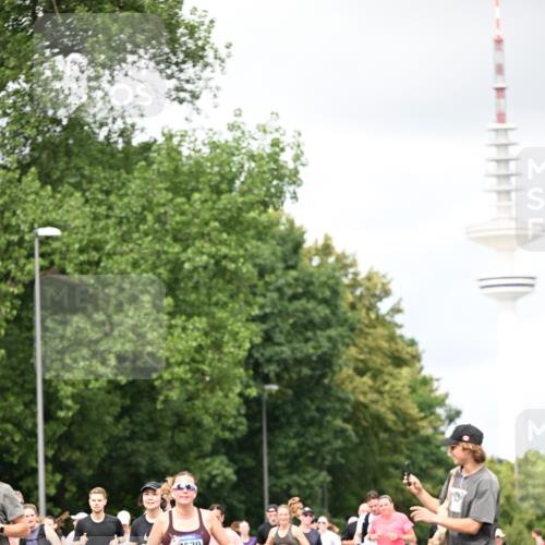 29.06.2025 - hella hamburg halbmarathon Dr. Thomas Lammeyer http://msf.ph/oto/8419659 29.06.2025 10:46:32 Kennedybrücke 1039, 1648, 1712, 2069, 2974, 3276, 3326, 3459, 3568, 4329, 4385, 4541, 4735, 4736, 4885, 5432, 5671, 5942, 6137, 6153, 6320, 6450, 6726, 7022, 7023, 7968, 8004, 8014, 8162, 8163, 8712, 9588, 10181, 10532, 10872, 11011, 11017, 11098 meine-sportfotos.de