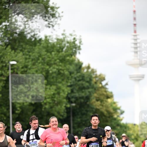 29.06.2025 - hella hamburg halbmarathon Dr. Thomas Lammeyer http://msf.ph/oto/8419883 29.06.2025 10:46:40 Kennedybrücke 1039, 1648, 1712, 1752, 2069, 2134, 2974, 3276, 3326, 3459, 3568, 4329, 4385, 4541, 4680, 4735, 4736, 4885, 5419, 5432, 5671, 6153, 6320, 6450, 7022, 7023, 7040, 7043, 8004, 8014, 8163, 8712, 9644, 10532, 10623, 10842, 10872, 11074, 11075 meine-sportfotos.de