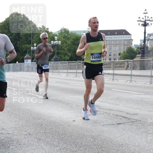 29.06.2025 - hella hamburg halbmarathon Lena Gebhardt http://msf.ph/oto/8420241 29.06.2025 09:41:59 Lombardsbrücke 2604, 10485, 1241, 2459, 2604, 2892, 4128, 4571, 6559, 7142, 7862, 10485, 10780, 11194, 11965, 12067, 12641, 13440, 13751, 13780, 14019, 14107, 14506, 16169, 16361, 16484, 17003, 17752, 18124, 18897 meine-sportfotos.de