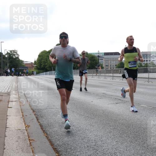 29.06.2025 - hella hamburg halbmarathon Lena Gebhardt http://msf.ph/oto/8420287 29.06.2025 09:41:59 Lombardsbrücke 2004, 10485, 1241, 2459, 2604, 2892, 4128, 4571, 6559, 7142, 7862, 10485, 10780, 11194, 11965, 12067, 12641, 13440, 13751, 13780, 14019, 14107, 14506, 16169, 16361, 16484, 17003, 17752, 18124, 18897 meine-sportfotos.de