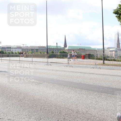 29.06.2025 - hella hamburg halbmarathon Lena Gebhardt http://msf.ph/oto/8420433 29.06.2025 10:05:42 Lombardsbrücke 2540, 1229, 1448, 1830, 1842, 1863, 1936, 1981, 2288, 2298, 2471, 2540, 2624, 3461, 3578, 3929, 4014, 4169, 4220, 4782, 5073, 5762, 6014, 6059, 7741, 8894, 8909, 9075, 9165, 9339, 9477, 9559, 9680, 9736, 9737, 9738, 9917, 10343, 10694, 10791, 10998, 11784, 11873, 11958, 12557, 13221, 14465, 14642, 16092, 16478, 16546, 16687, 16847, 17731, 17740, 17885, 18616, 18617, 18857, 18973, 19034, 19248 meine-sportfotos.de