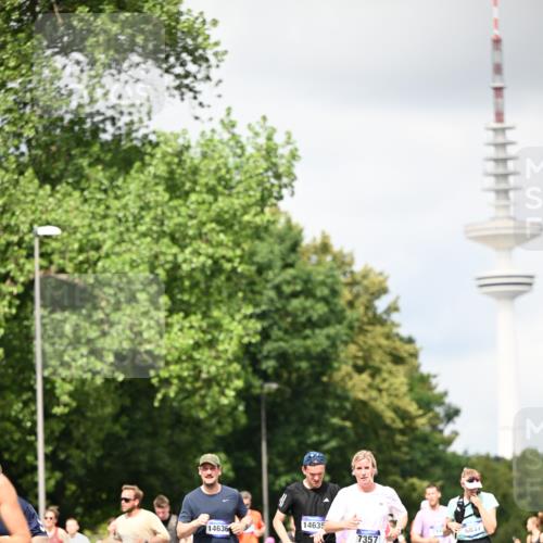 29.06.2025 - hella hamburg halbmarathon Dr. Thomas Lammeyer http://msf.ph/oto/8420614 29.06.2025 10:47:01 Kennedybrücke 1150, 1360, 1656, 1752, 1929, 1994, 2134, 2401, 2509, 2580, 2940, 2941, 3378, 3874, 4092, 4680, 4778, 5403, 5419, 6136, 6440, 6764, 6828, 6837, 7040, 7043, 7260, 7357, 7477, 7515, 7666, 8000, 8525, 8526, 9644, 9980, 10008, 10623, 10697, 10734, 10842, 11074, 11075, 11331 meine-sportfotos.de