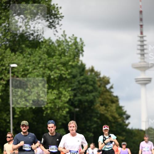 29.06.2025 - hella hamburg halbmarathon Dr. Thomas Lammeyer http://msf.ph/oto/8420698 29.06.2025 10:47:03 Kennedybrücke 1150, 1360, 1656, 1752, 1929, 1994, 2134, 2401, 2509, 2580, 2940, 2941, 3378, 3874, 4092, 4680, 4778, 5403, 5419, 6136, 6440, 6764, 6828, 6837, 7040, 7043, 7260, 7357, 7477, 7515, 7666, 8000, 8161, 8525, 8526, 9644, 9980, 10008, 10623, 10697, 10734, 10842, 11074, 11075, 11331 meine-sportfotos.de