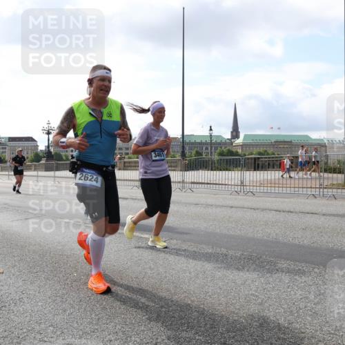 29.06.2025 - hella hamburg halbmarathon Lena Gebhardt http://msf.ph/oto/8420727 29.06.2025 10:05:45 Lombardsbrücke 11958, 2624, 3461, 1229, 1448, 1830, 1842, 1863, 1936, 1981, 2288, 2298, 2471, 2540, 2624, 3062, 3461, 3578, 3929, 4014, 4169, 4782, 5073, 5762, 6014, 7741, 8051, 8894, 8909, 9075, 9165, 9339, 9477, 9559, 9680, 9736, 9737, 9738, 9917, 10343, 10694, 10791, 10998, 11784, 11873, 11958, 12557, 13042, 13221, 14465, 14642, 15766, 16092, 16441, 16546, 16687, 16847, 17731, 17740, 17885, 18616, 18617, 18857, 18973, 19034, 19248 meine-sportfotos.de