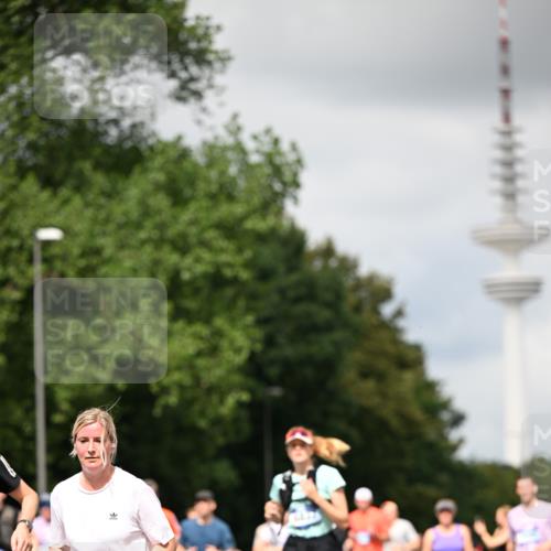 29.06.2025 - hella hamburg halbmarathon Dr. Thomas Lammeyer http://msf.ph/oto/8420787 29.06.2025 10:47:05 Kennedybrücke 1150, 1360, 1656, 1752, 1929, 1994, 2134, 2401, 2509, 2580, 2940, 2941, 3378, 3874, 4092, 4680, 4778, 5403, 5419, 6136, 6440, 6764, 6828, 6837, 7040, 7043, 7260, 7357, 7477, 7515, 7557, 7666, 8000, 8161, 8435, 8525, 8526, 9644, 9980, 10008, 10623, 10697, 10734, 10842, 11074, 11075, 11331 meine-sportfotos.de