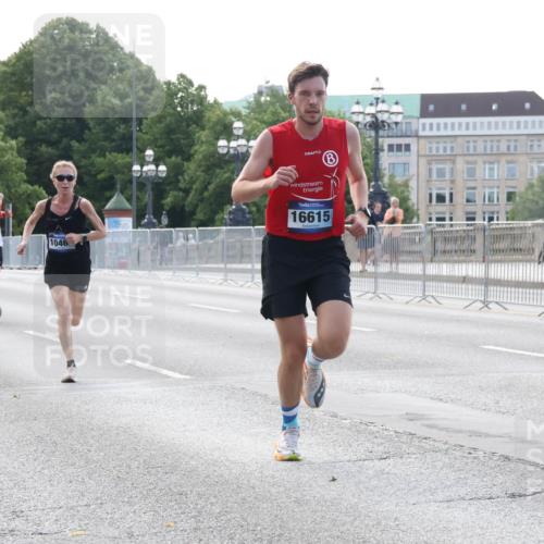 29.06.2025 - hella hamburg halbmarathon Lena Gebhardt http://msf.ph/oto/8421458 29.06.2025 09:42:28 Lombardsbrücke 13, 13872, 78, 1046, 16615, 2604, 2618, 9269, 10468, 10485, 11078, 11965, 13872, 13913, 14019, 14113, 14506, 15253, 16615, 17003, 17614, 17752, 18569, 19041, 19042, 19050, 19078 meine-sportfotos.de